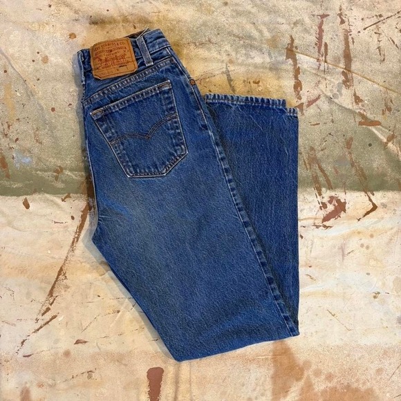 17501-0115 Vintage 1990s Button Fly Levi's 501 Jeans Measure 26x30